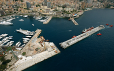 Zenithal view of the floating dock, at the time of the image sawing of the fixed dock